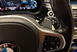 musta BMW 530 2021 kuva 29.