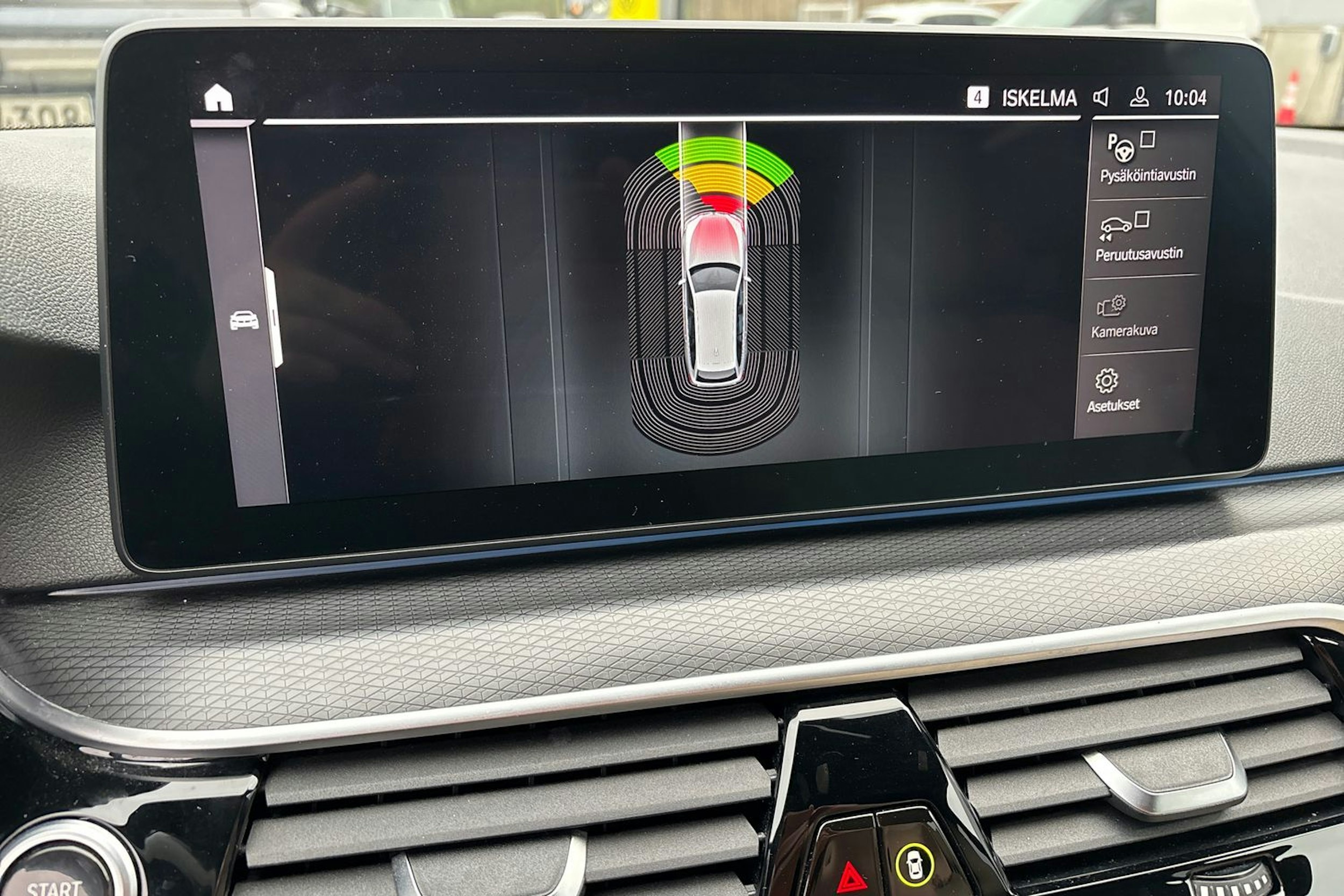 musta BMW 530 2021 kuva 35.