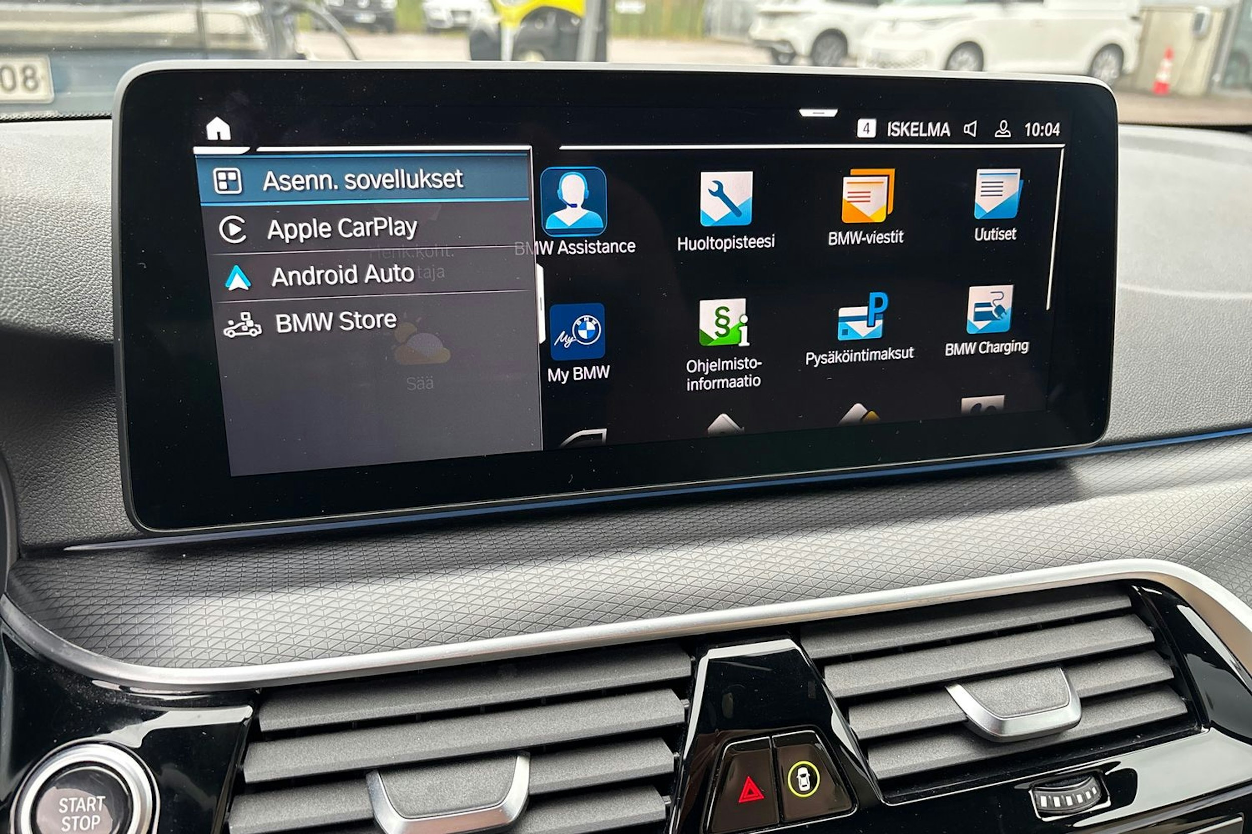 musta BMW 530 2021 kuva 37.