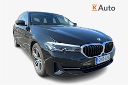 musta BMW 530 2021 kuva 1.