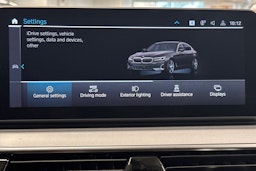 musta BMW 530 2021 kuva 28.