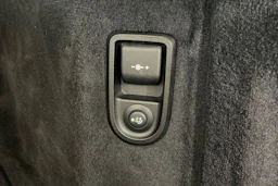 musta BMW 530 2021 kuva 36.