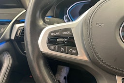 Valkoinen BMW 530 2021 kuva 16.