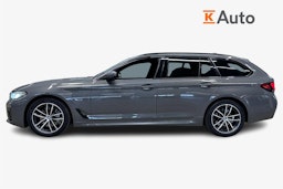 harmaa BMW 530 2022 kuva 6.
