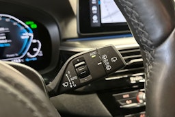 harmaa BMW 530 2022 kuva 26.