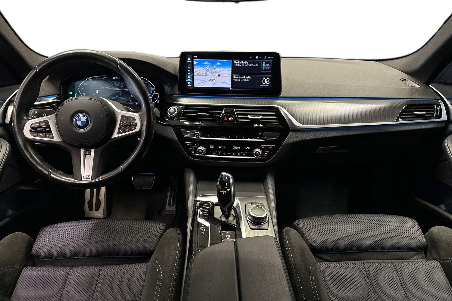 BMW 530 2022, kuva 7/30