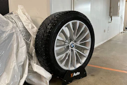 musta BMW 530 2022 kuva 10.