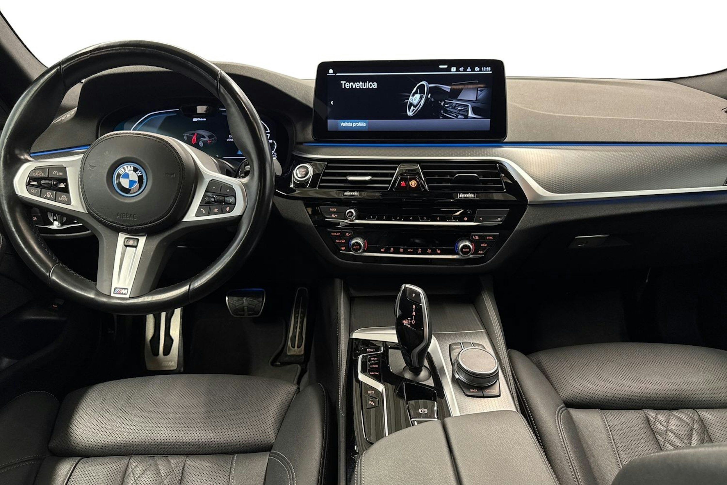 harmaa BMW 530 2023 kuva 9.
