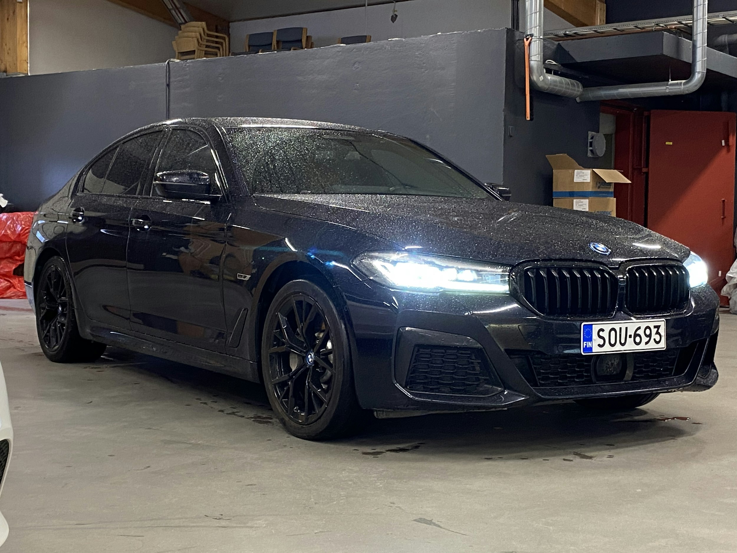 BMW 530
