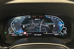 harmaa BMW 530 2023 kuva 18.