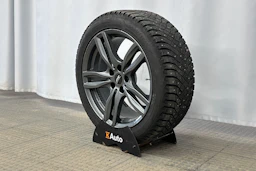 punainen BMW 530 2023 kuva 10.