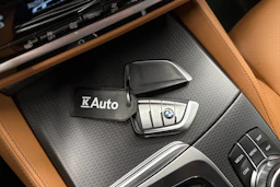 musta BMW 530 2023 kuva 29.