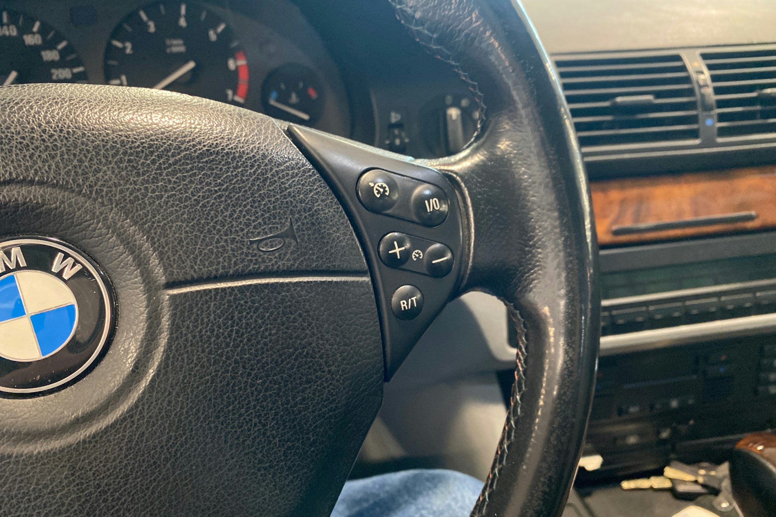 harmaa BMW 535 1998 kuva 13.