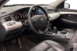 musta BMW 535 2011 kuva 6.