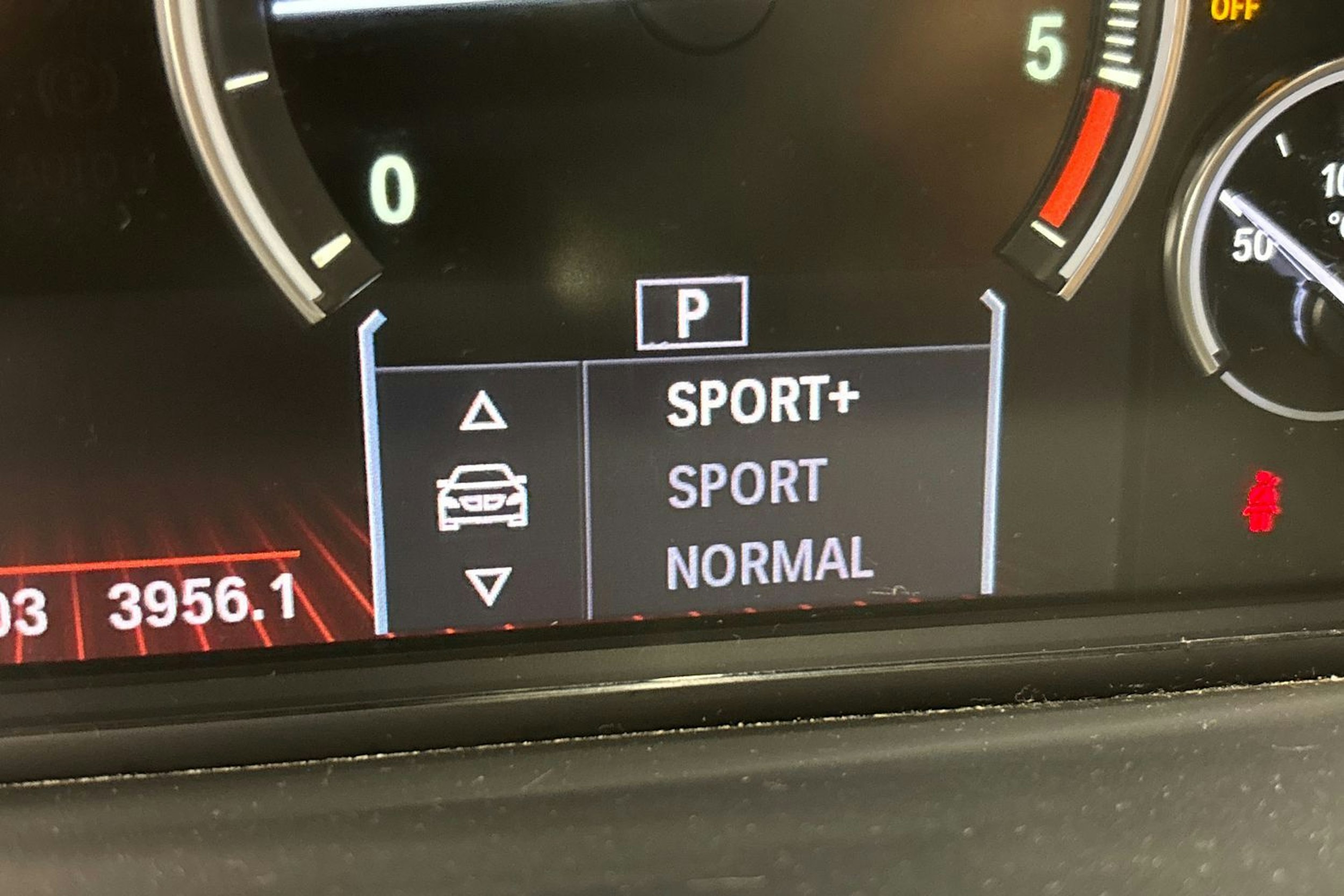 musta BMW 535 2011 kuva 22.