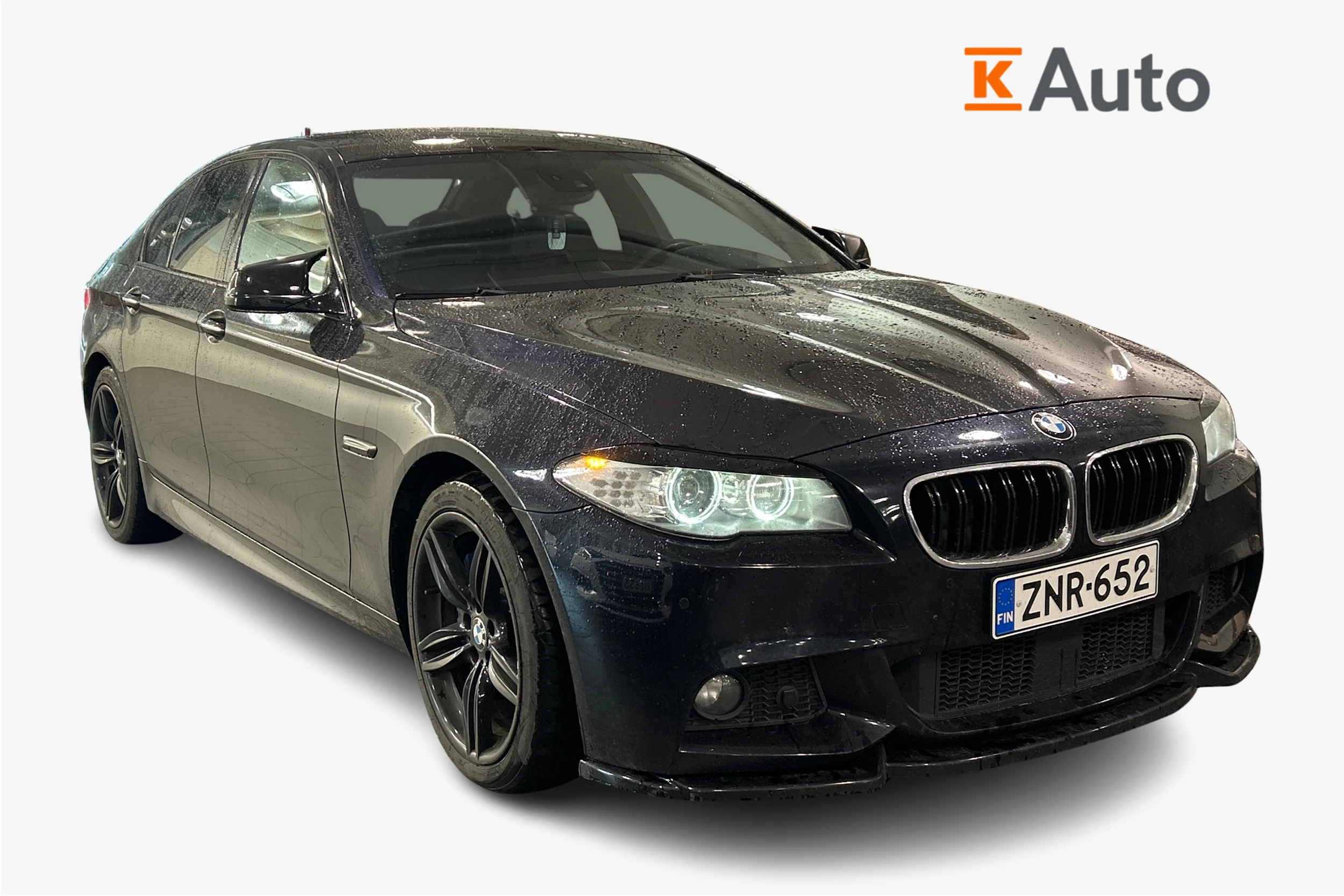 Sininen BMW 535 2011 kuva 1.