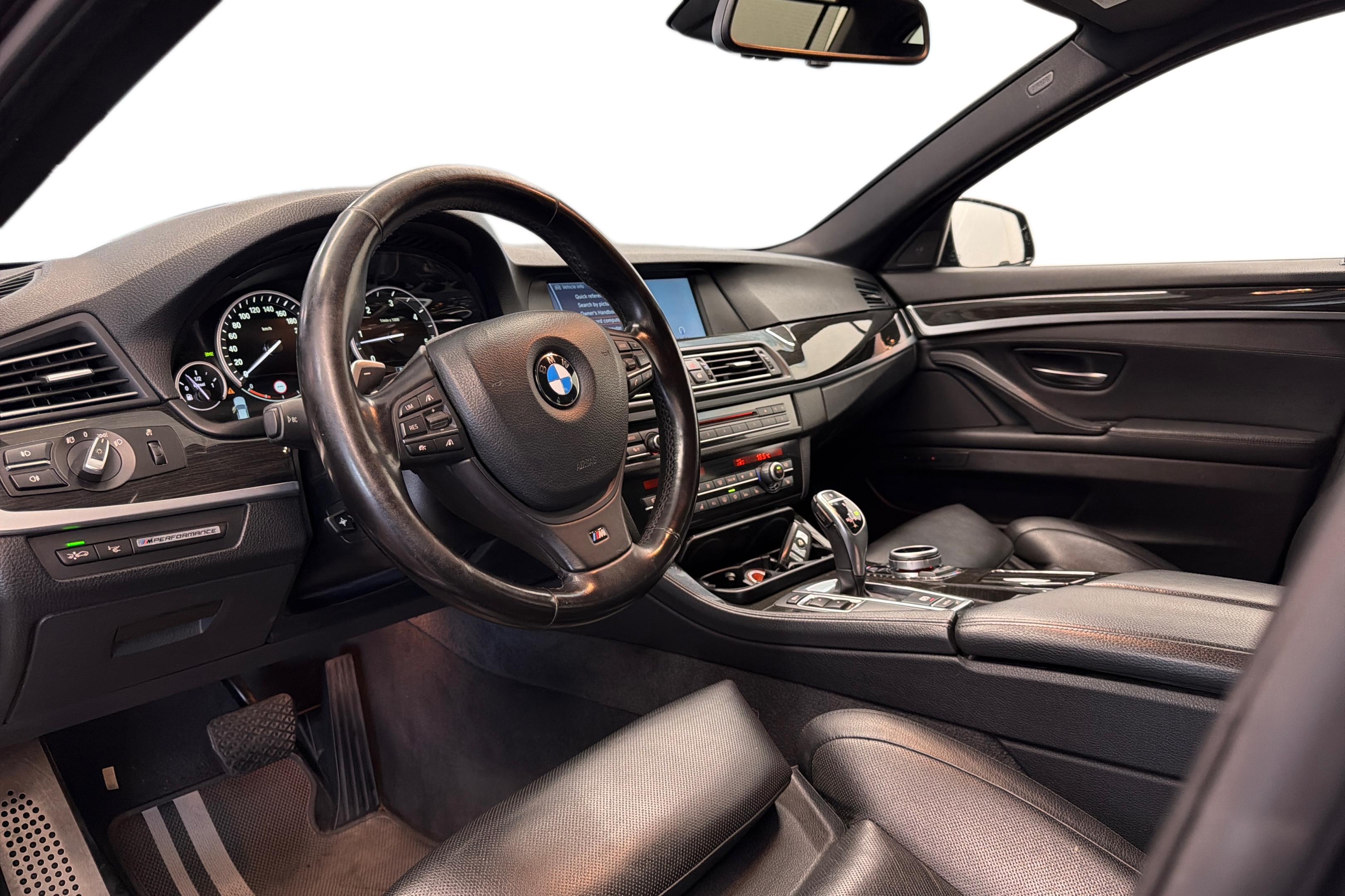 BMW 535 Sport A F10 Sedan M Sport 2011, kuva 6/28