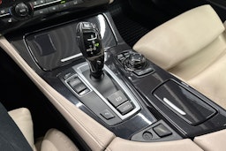 harmaa BMW 535 2013 kuva 19.