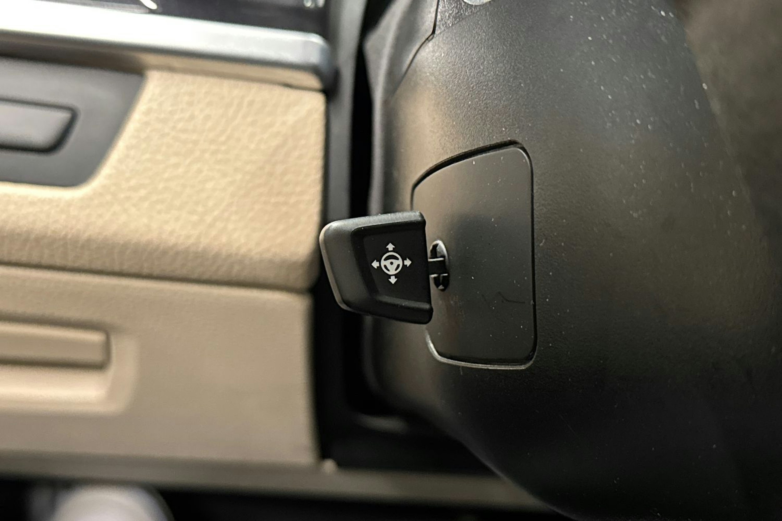 harmaa BMW 535 2013 kuva 22.