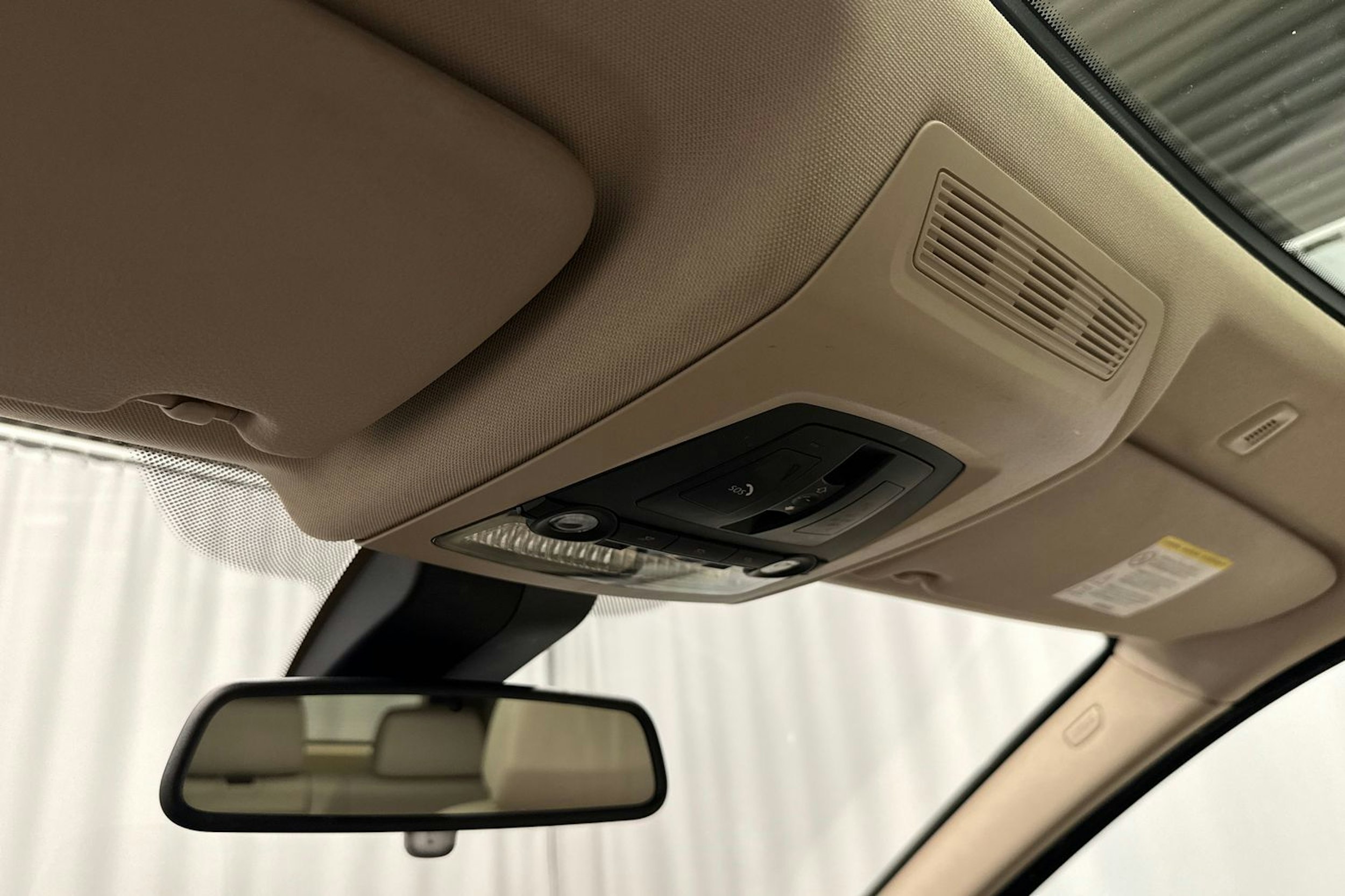 harmaa BMW 535 2013 kuva 23.