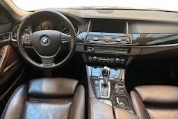 harmaa BMW 535 2014 kuva 7.