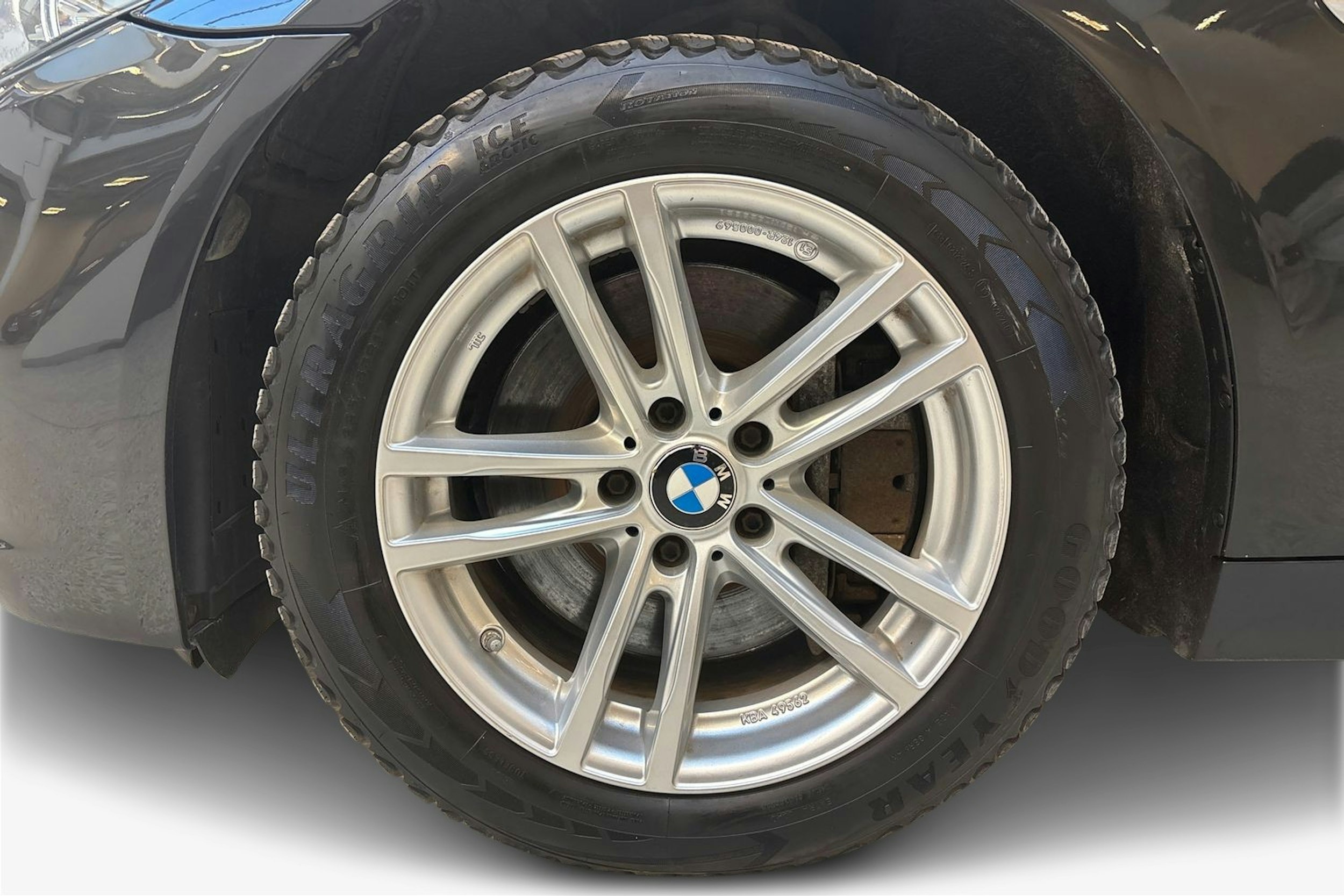 harmaa BMW 535 2014 kuva 9.