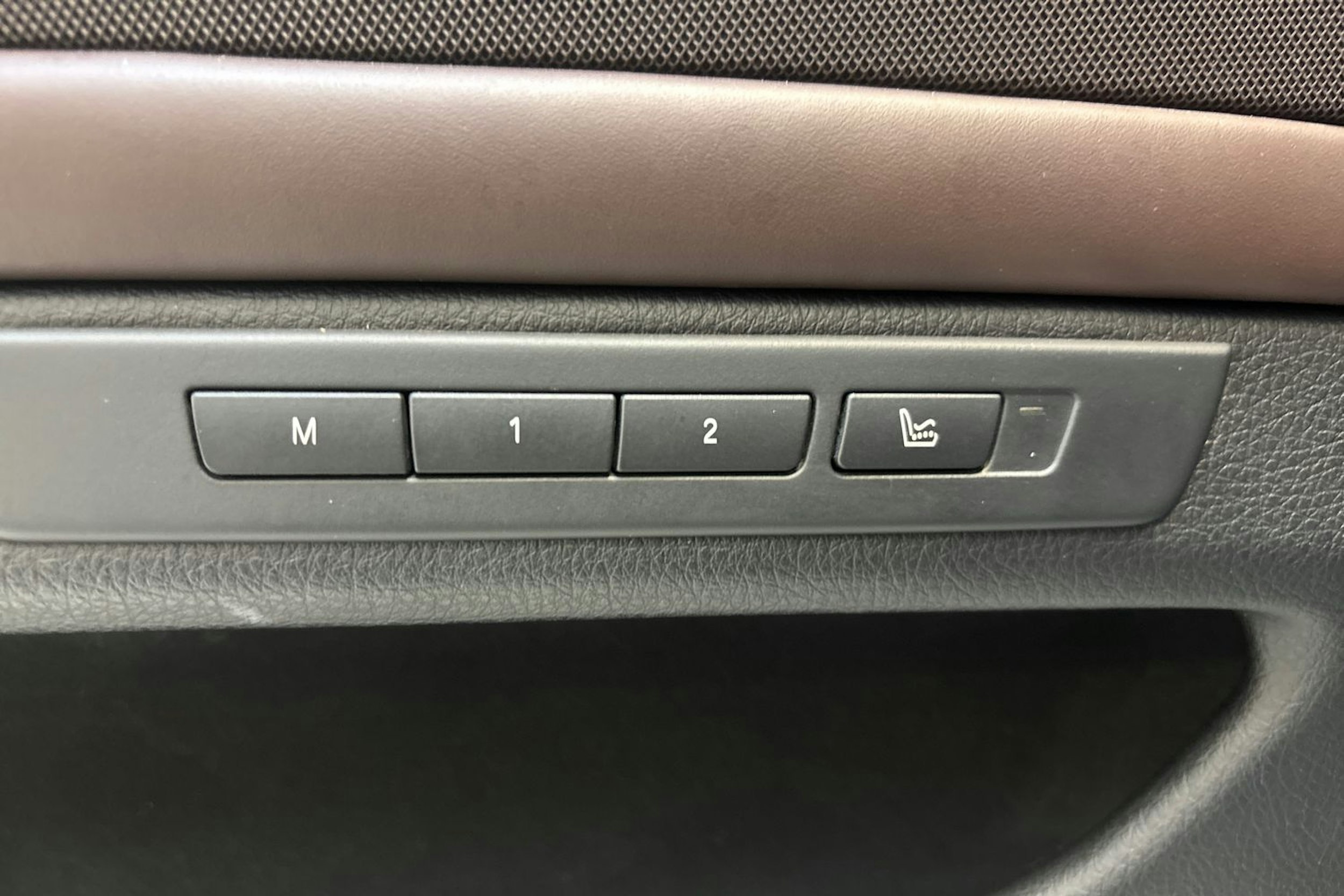 harmaa BMW 535 2014 kuva 13.