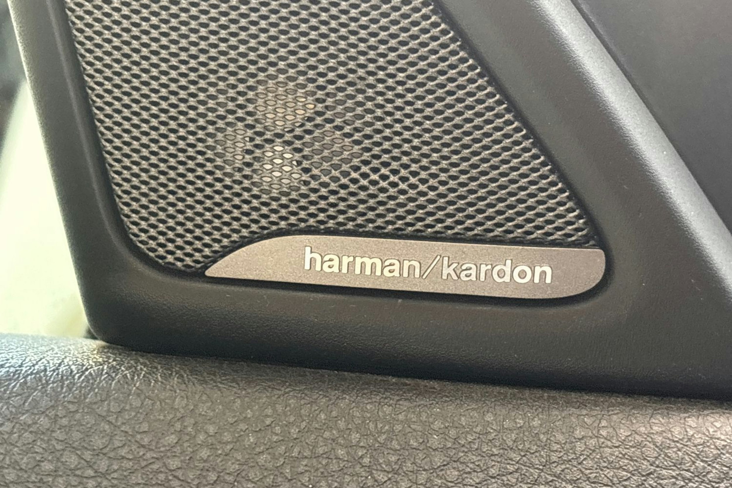 harmaa BMW 535 2014 kuva 15.