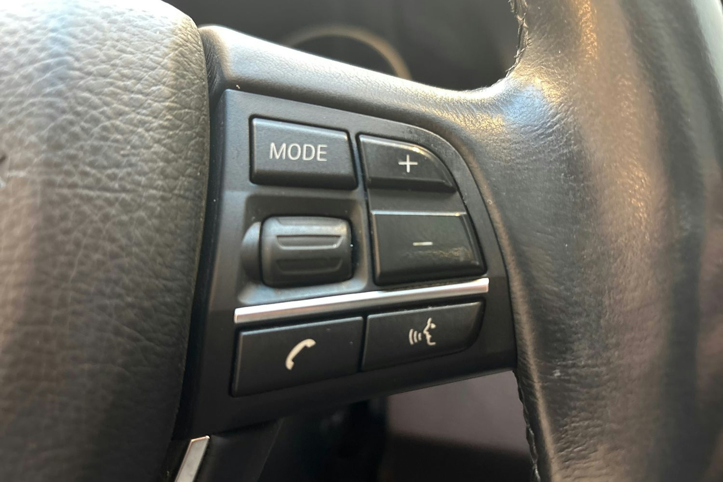 harmaa BMW 535 2014 kuva 17.