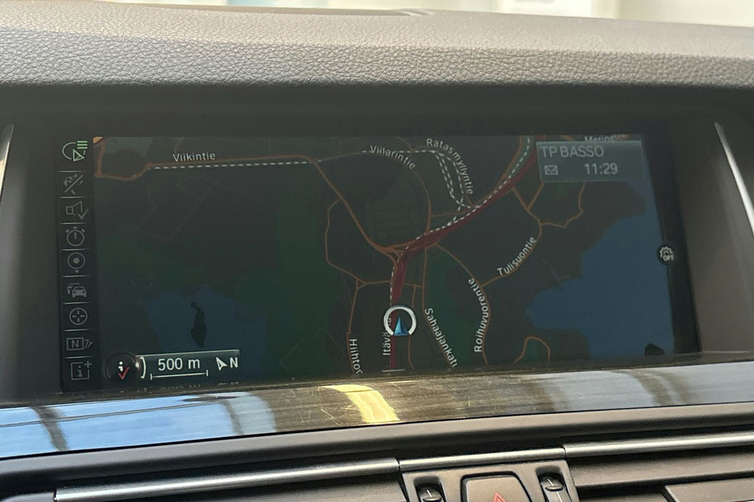 harmaa BMW 535 2014 kuva 24.