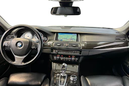 vihreä BMW 535 2015 kuva 11.