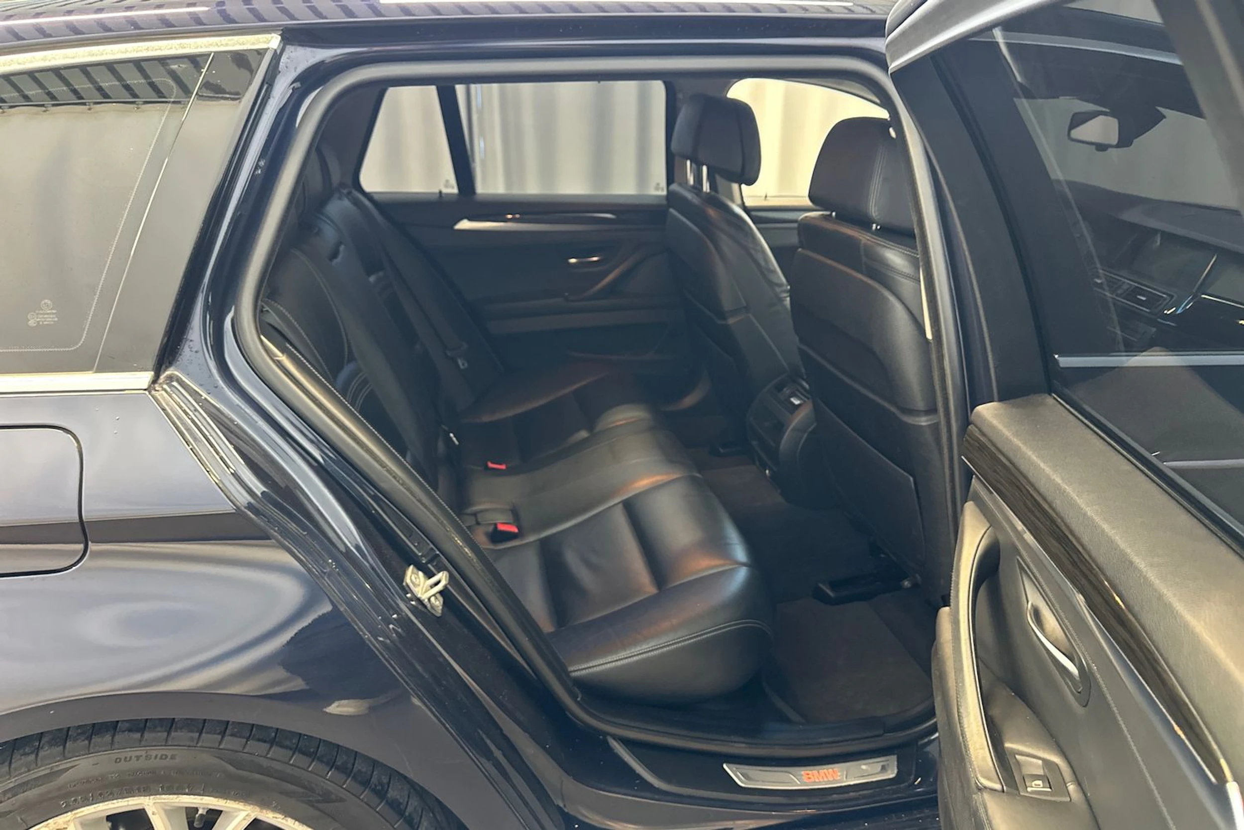 vihreä BMW 535 2015 kuva 16.