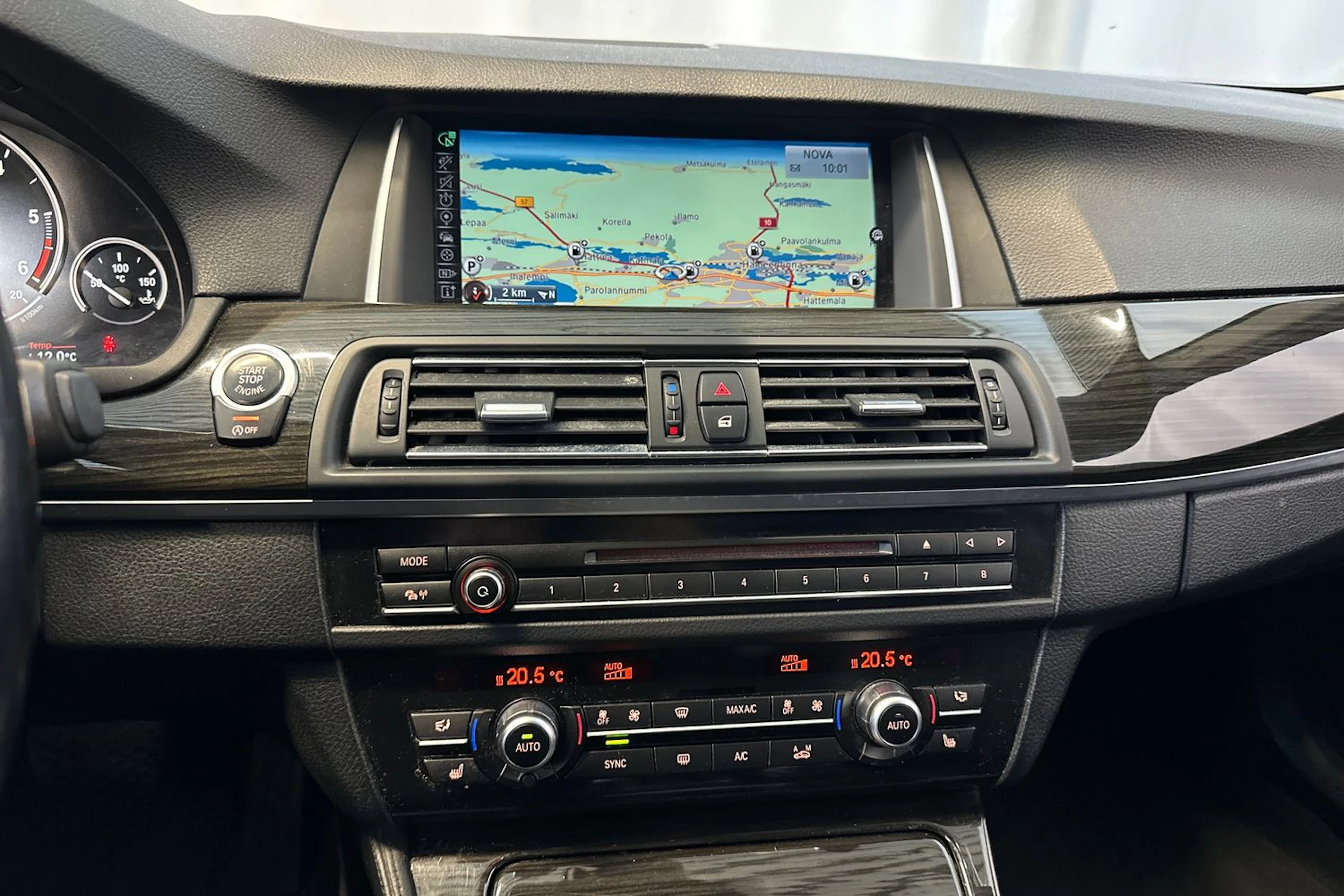 vihreä BMW 535 2015 kuva 25.
