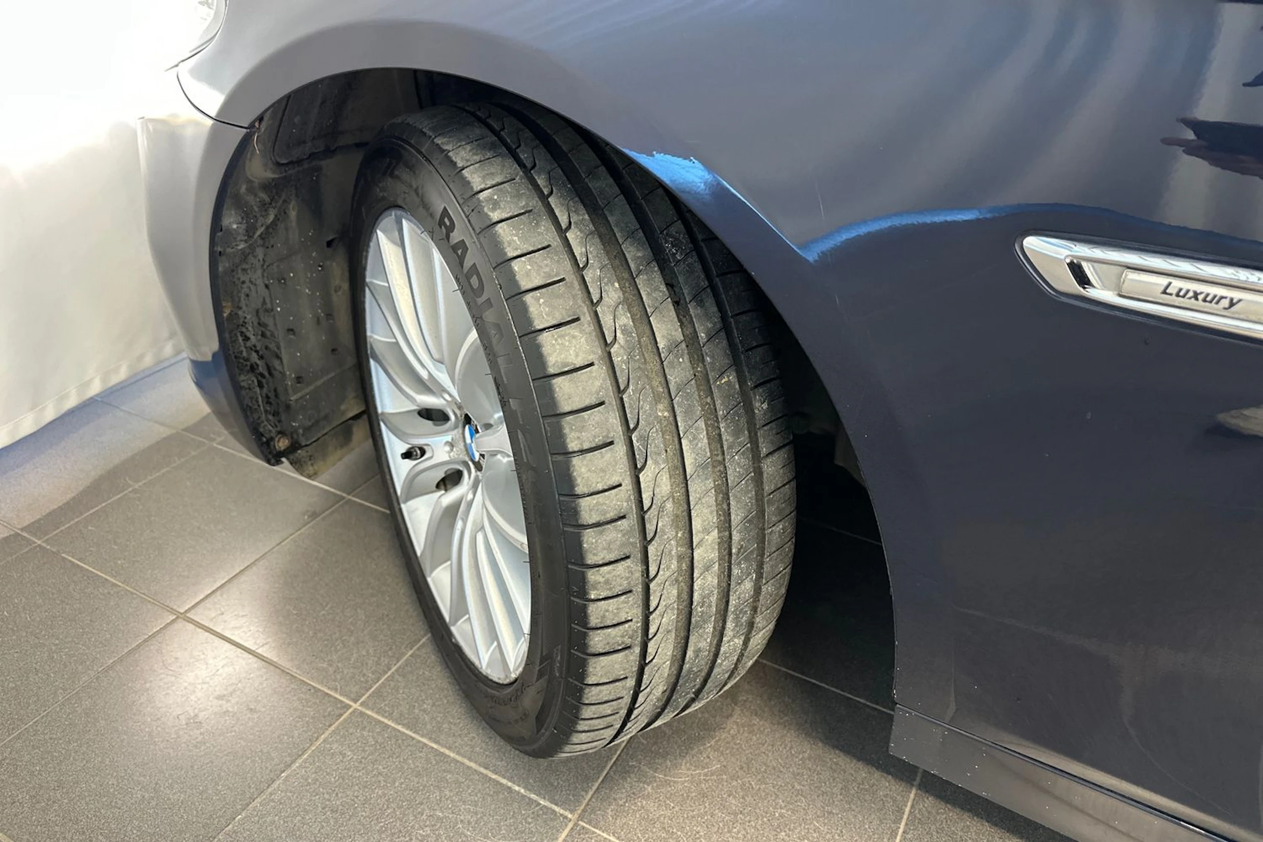 vihreä BMW 535 2015 kuva 31.
