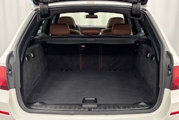 valkoinen BMW 535 2016 kuva 27.