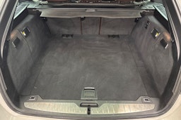 valkoinen BMW 535 2016 kuva 11.