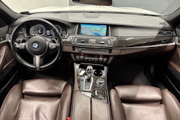 valkoinen BMW 535 2016 kuva 14.