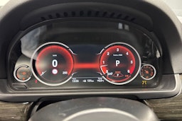 valkoinen BMW 535 2016 kuva 19.