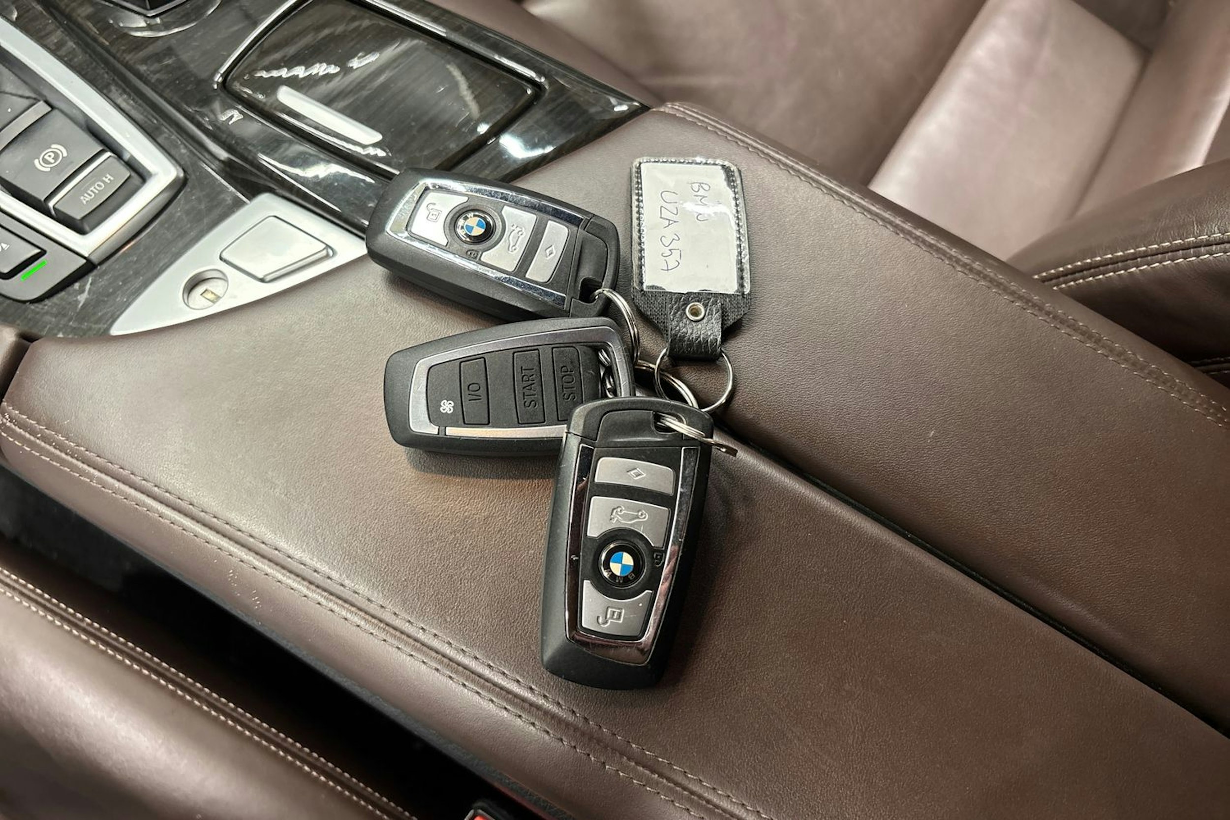 valkoinen BMW 535 2016 kuva 24.