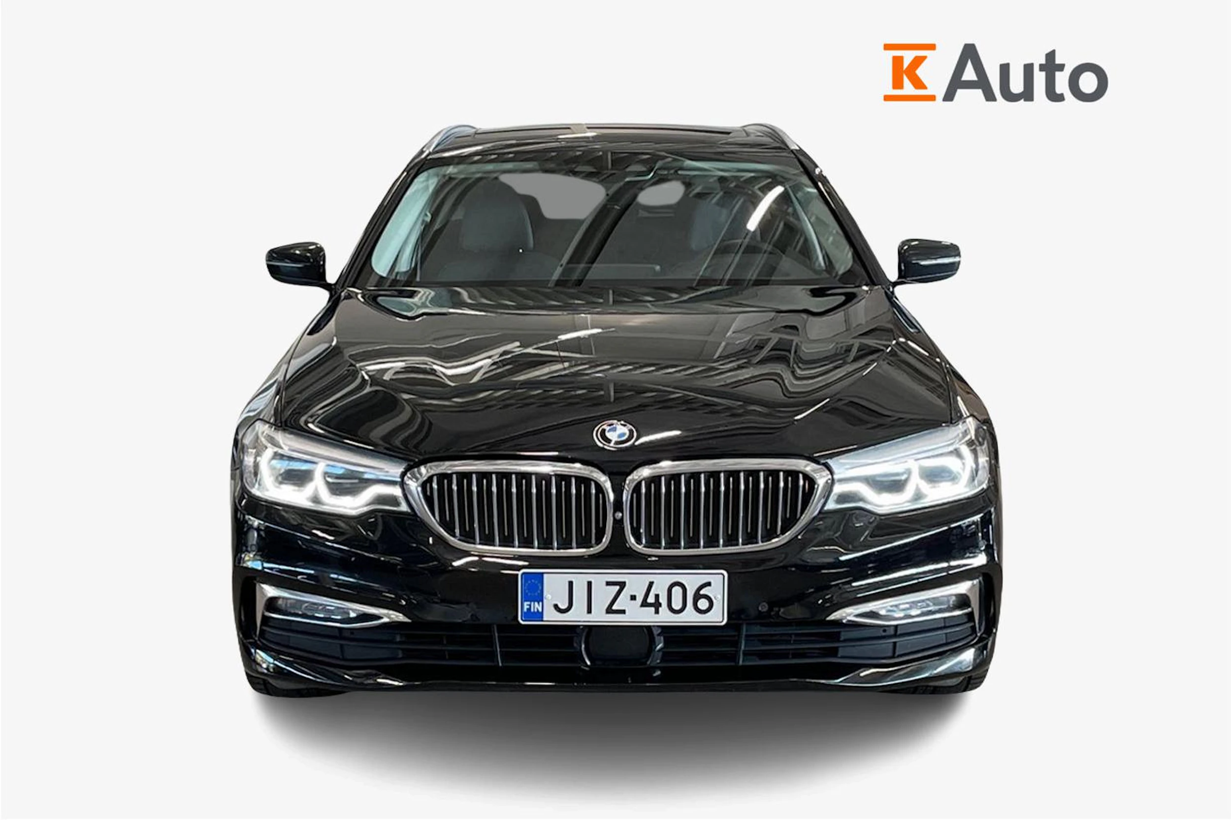 musta BMW 540 2017 kuva 4.