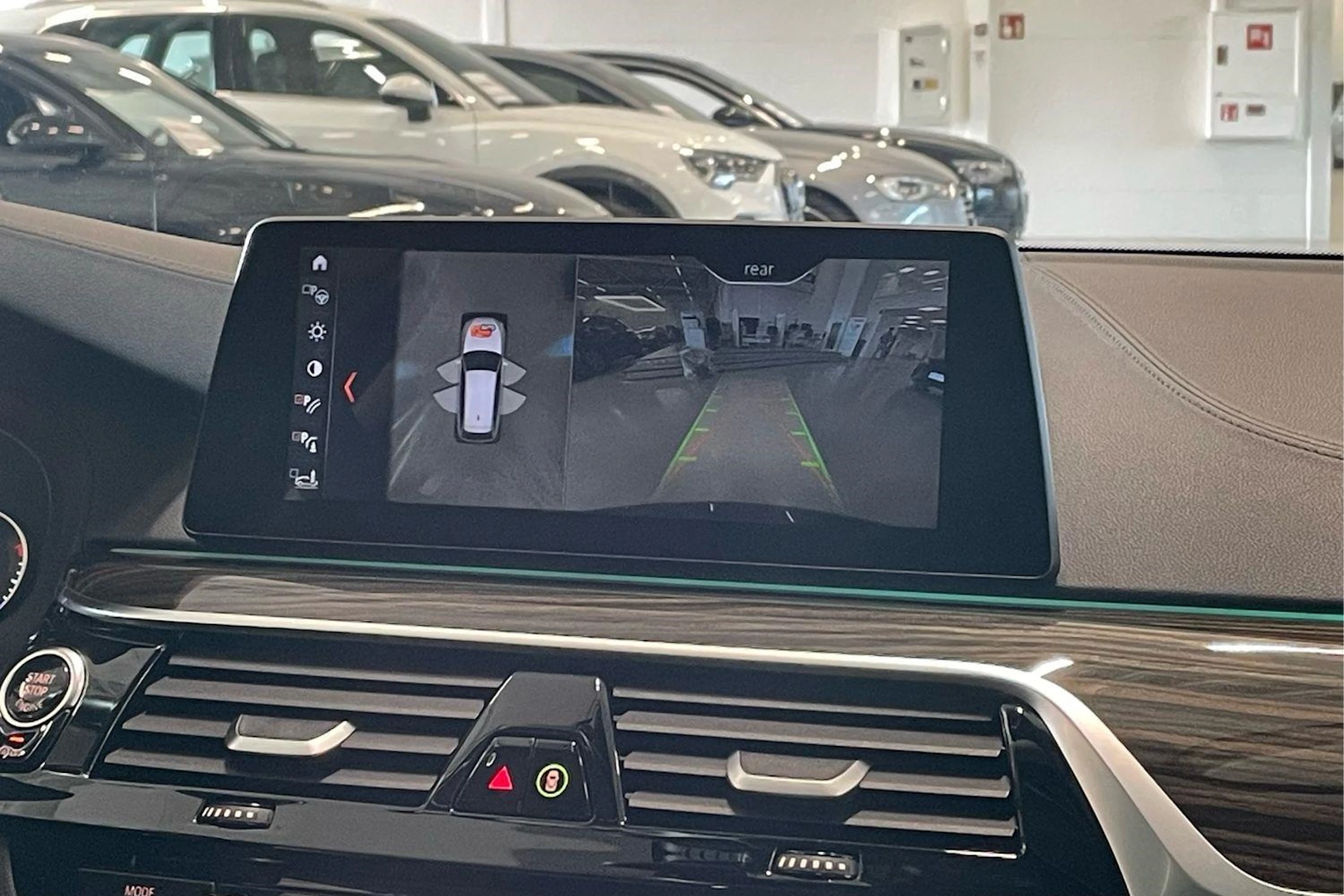 musta BMW 540 2017 kuva 20.