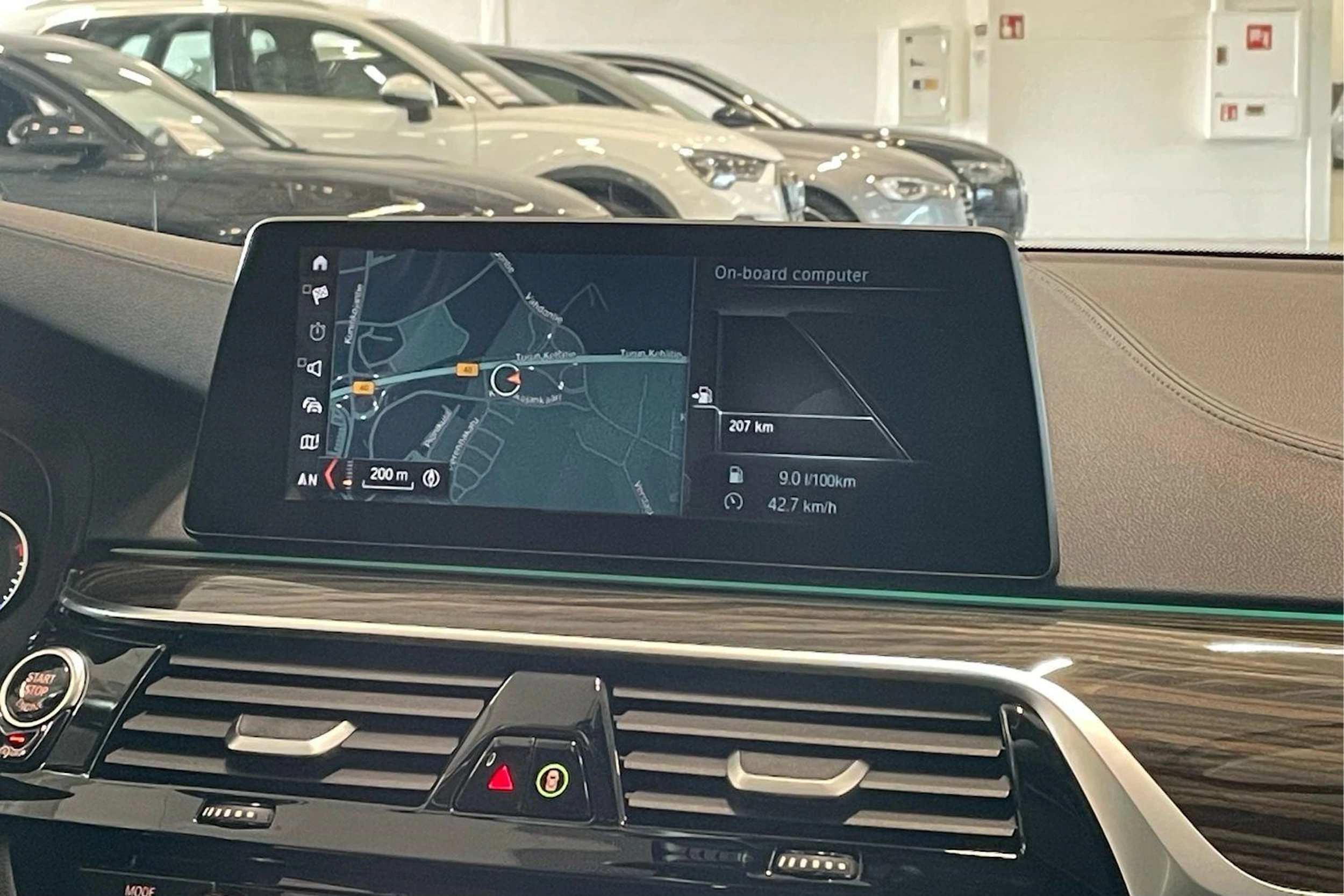 musta BMW 540 2017 kuva 21.