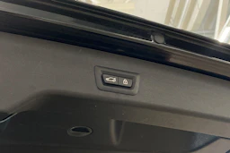 musta BMW 540 2017 kuva 34.