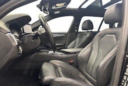 met. musta BMW 540 2021 kuva 10.