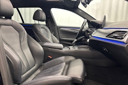 met. musta BMW 540 2021 kuva 15.