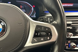 met. musta BMW 540 2021 kuva 20.