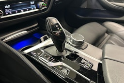 met. musta BMW 540 2021 kuva 26.