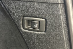 met. musta BMW 540 2021 kuva 31.