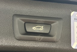 met. musta BMW 540 2021 kuva 32.