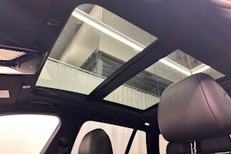 met. musta BMW 540 2021 kuva 34.